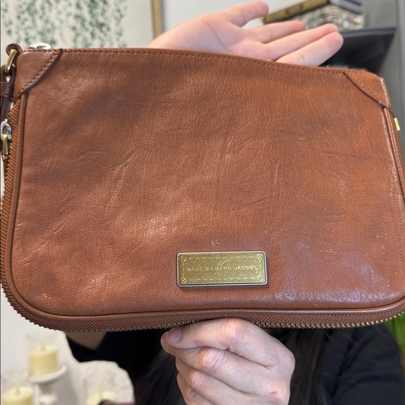 MJ Clutch - Picture 1 of 1